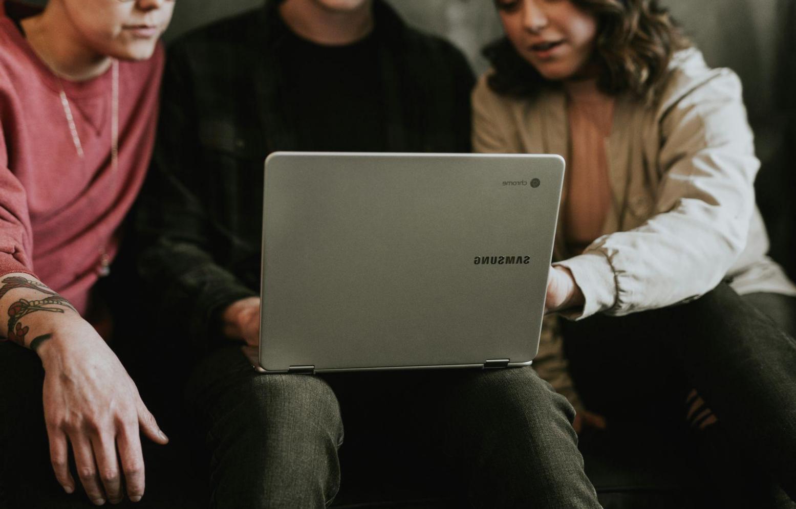 Professional learning environment with modern facilities